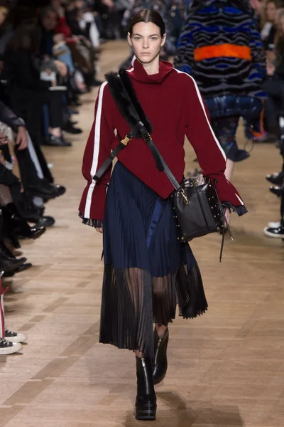 Look 22